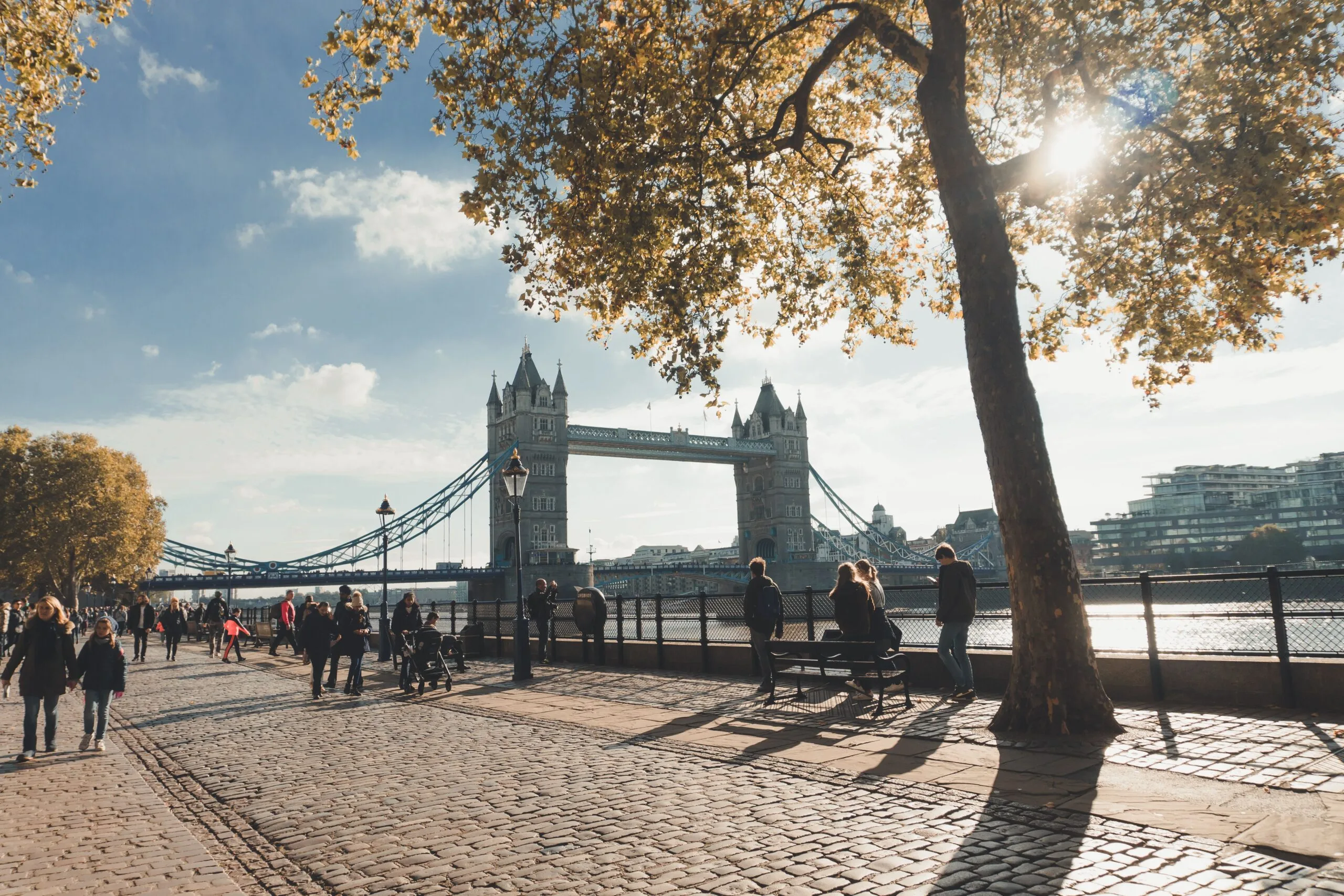 UK vs US: What’s Actually Different (An Insider’s Guide)