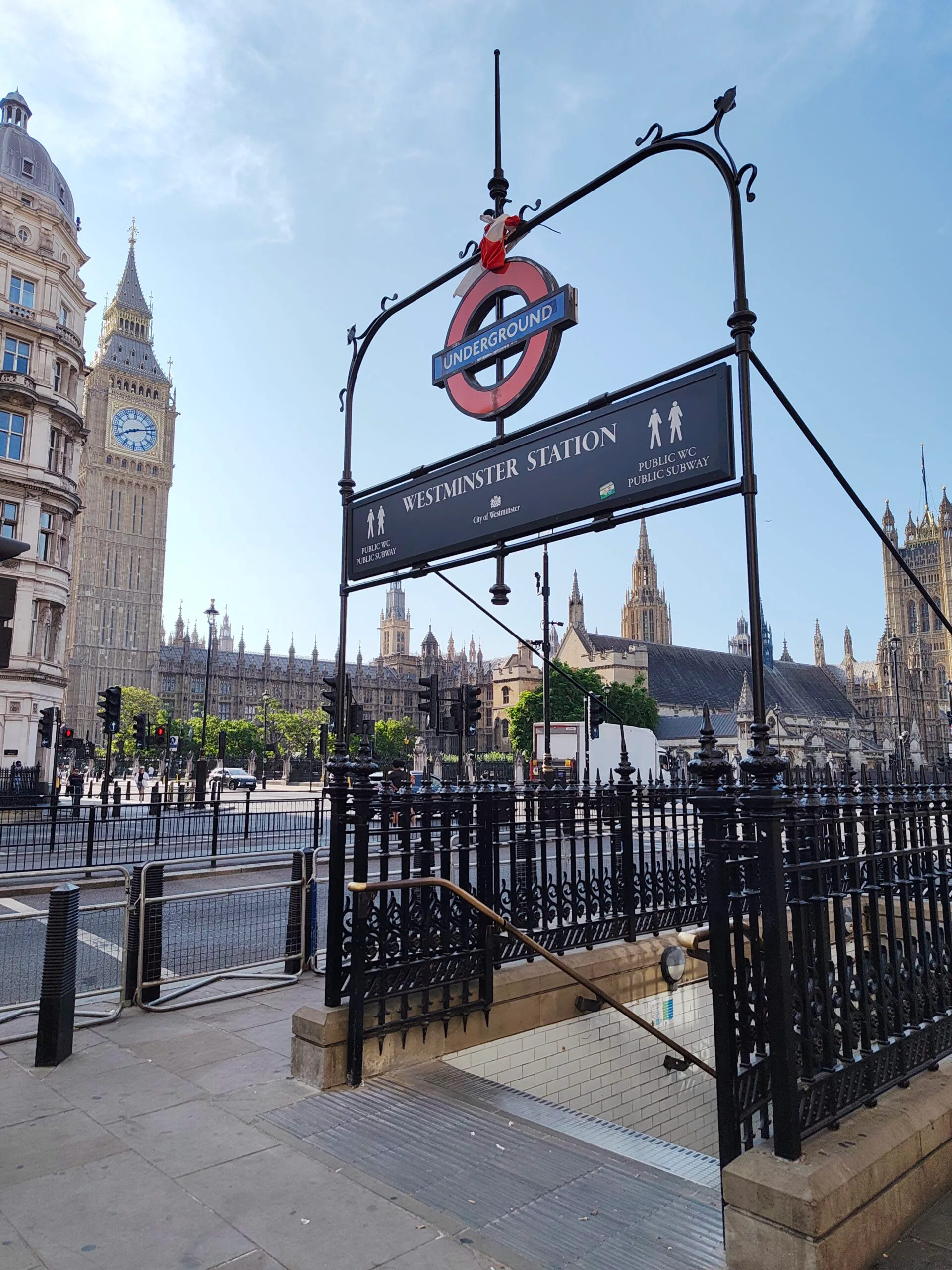Westminster tube Westminster tube